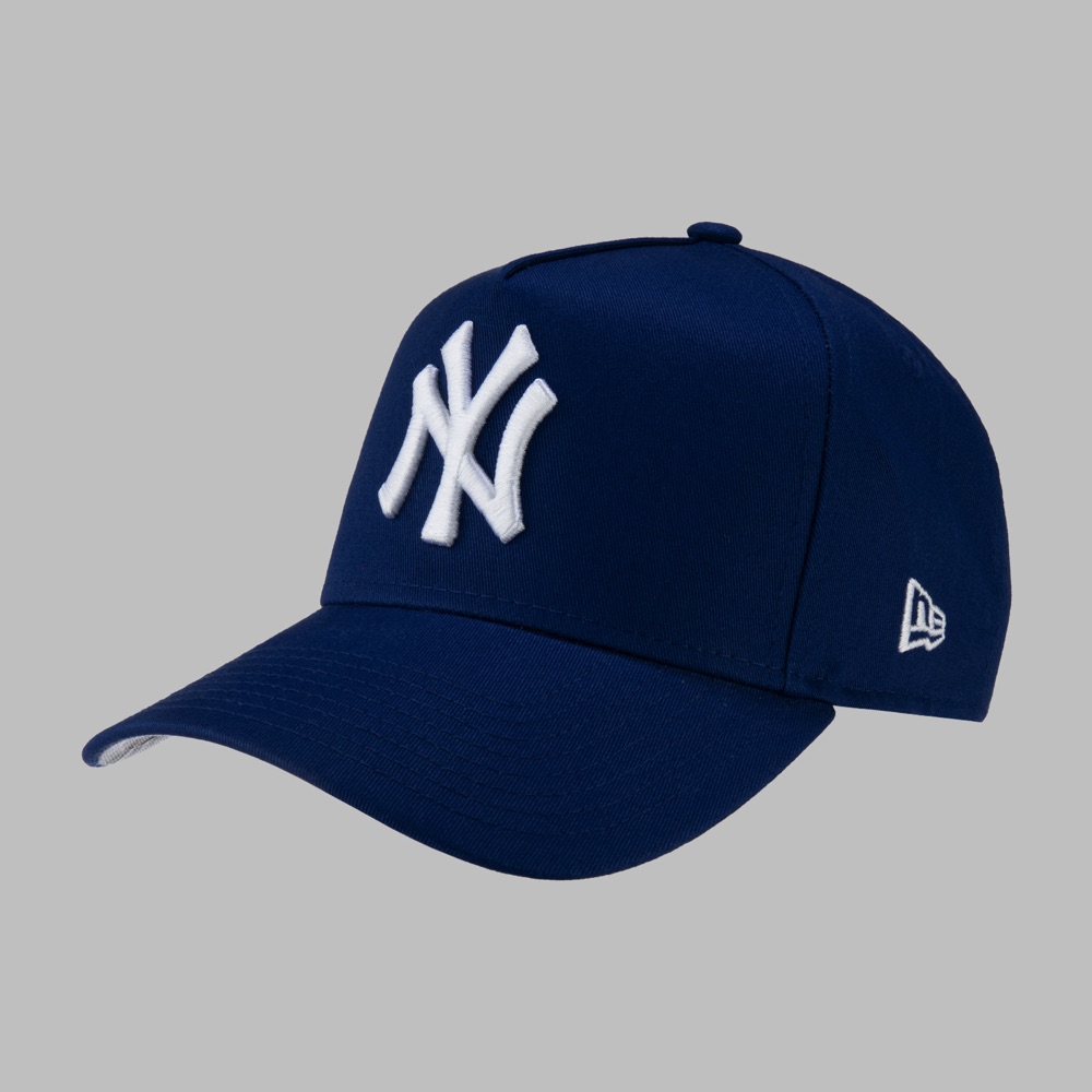 Gorra WorshipSaint — Black Edition